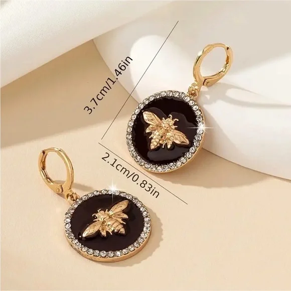 💛 Green, Gold & Bling Dangle Earrings - Picture 4 of 4